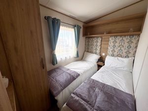 Twin Room- click for photo gallery